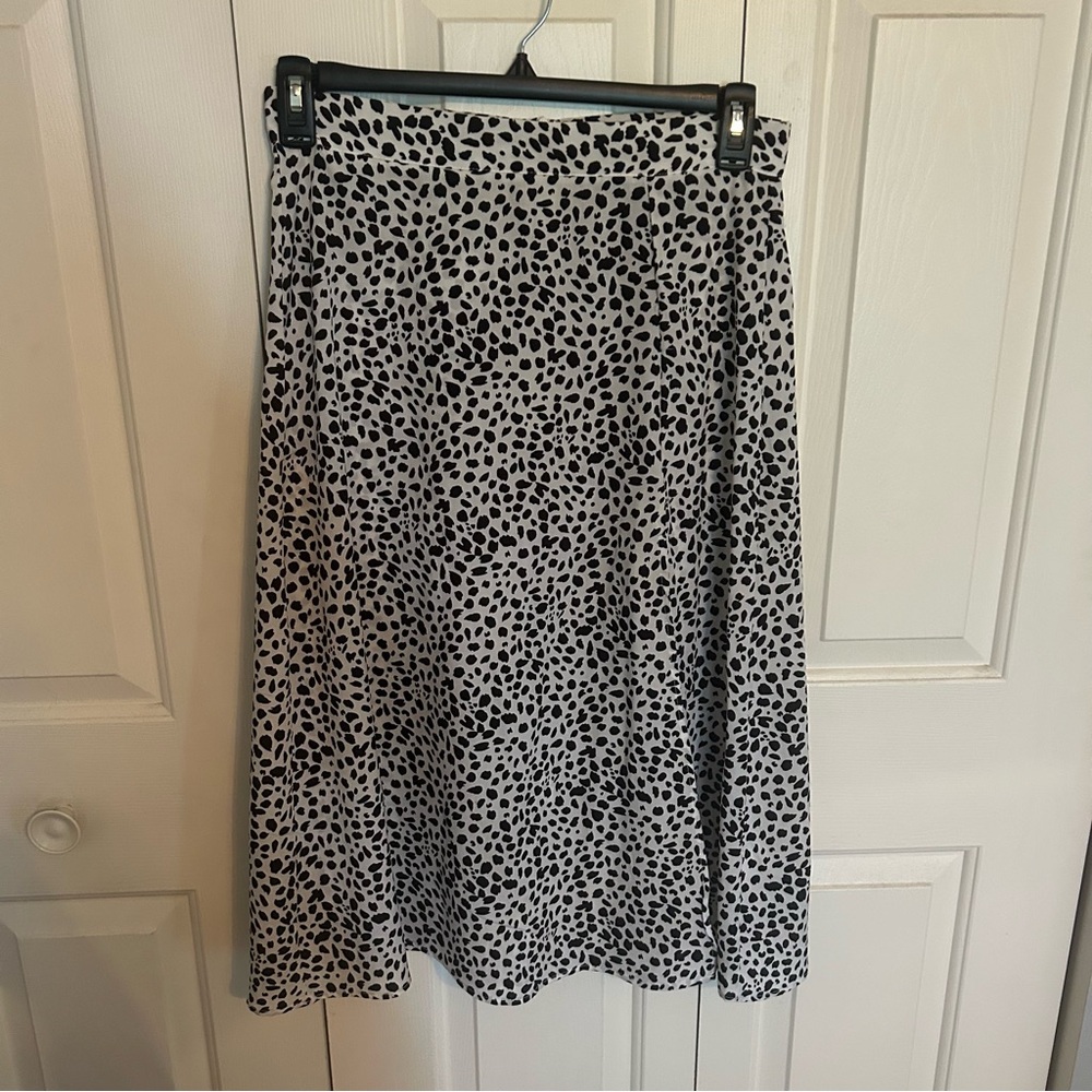 SHEIN Black and White A-Line Midi Leopard Skirt Casual